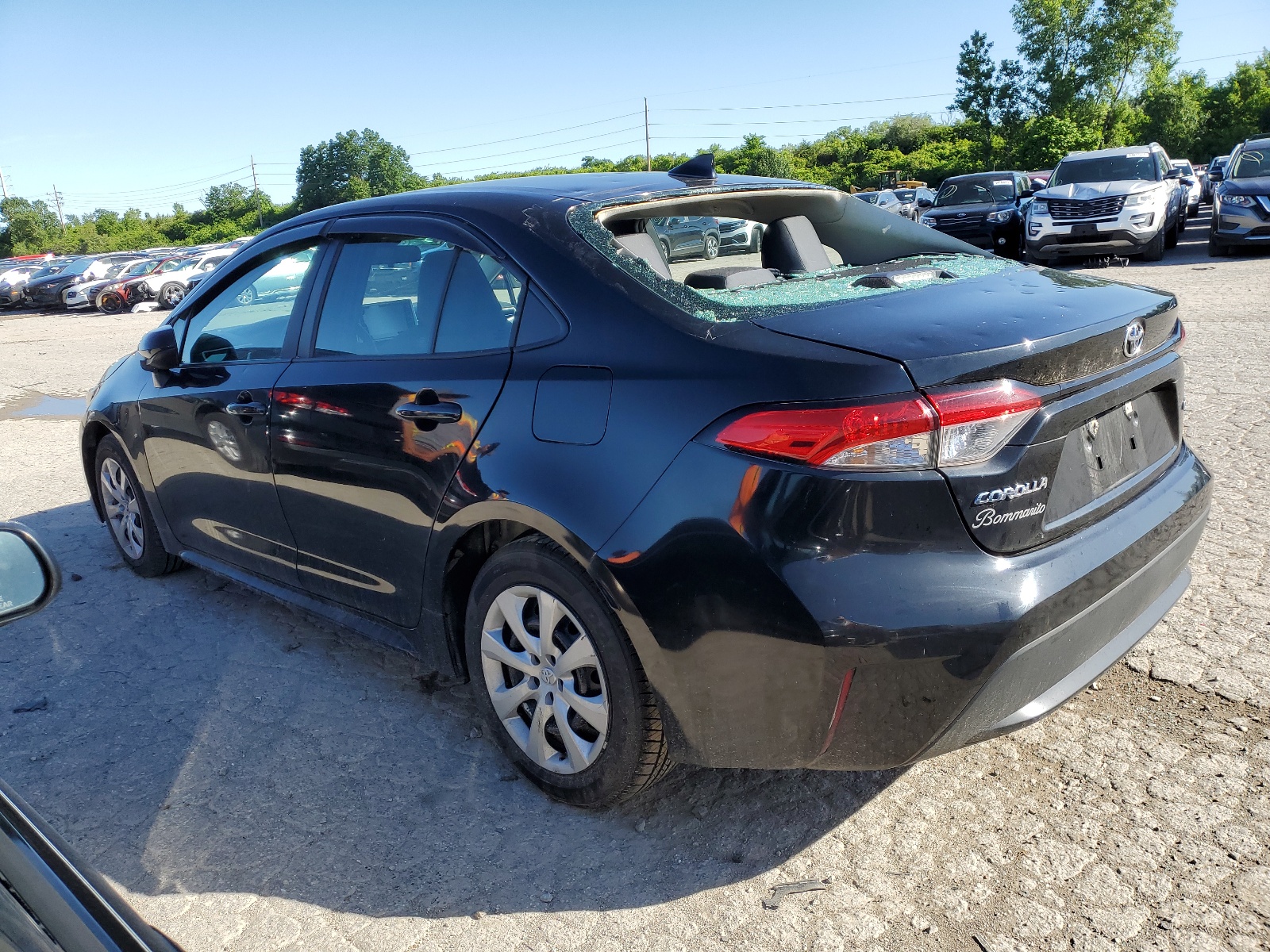 2021 Toyota Corolla Le vin: 5YFEPMAE4MP239145