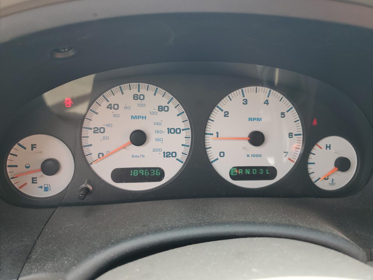 2002 Dodge Grand Caravan El VIN: 2B8GP343X2R697455 Lot: 53918354