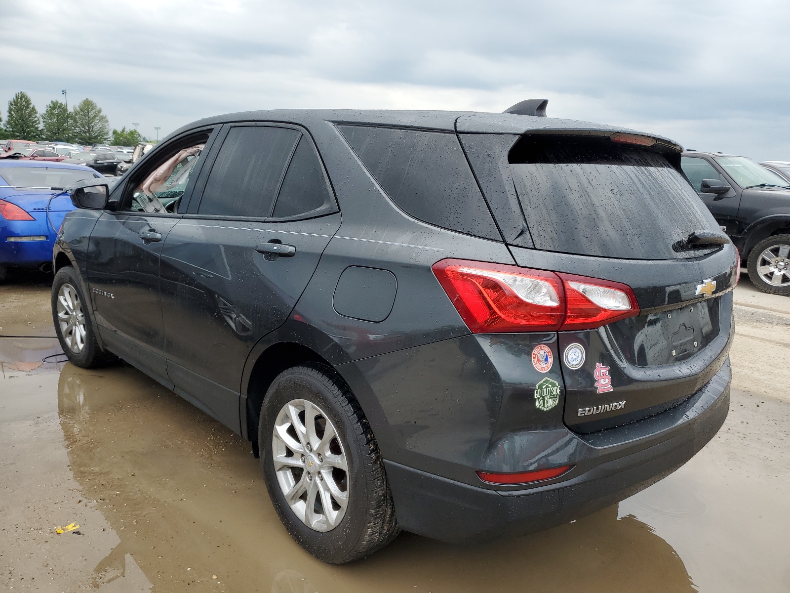 2019 Chevrolet Equinox Ls vin: 2GNAXHEV2K6143536