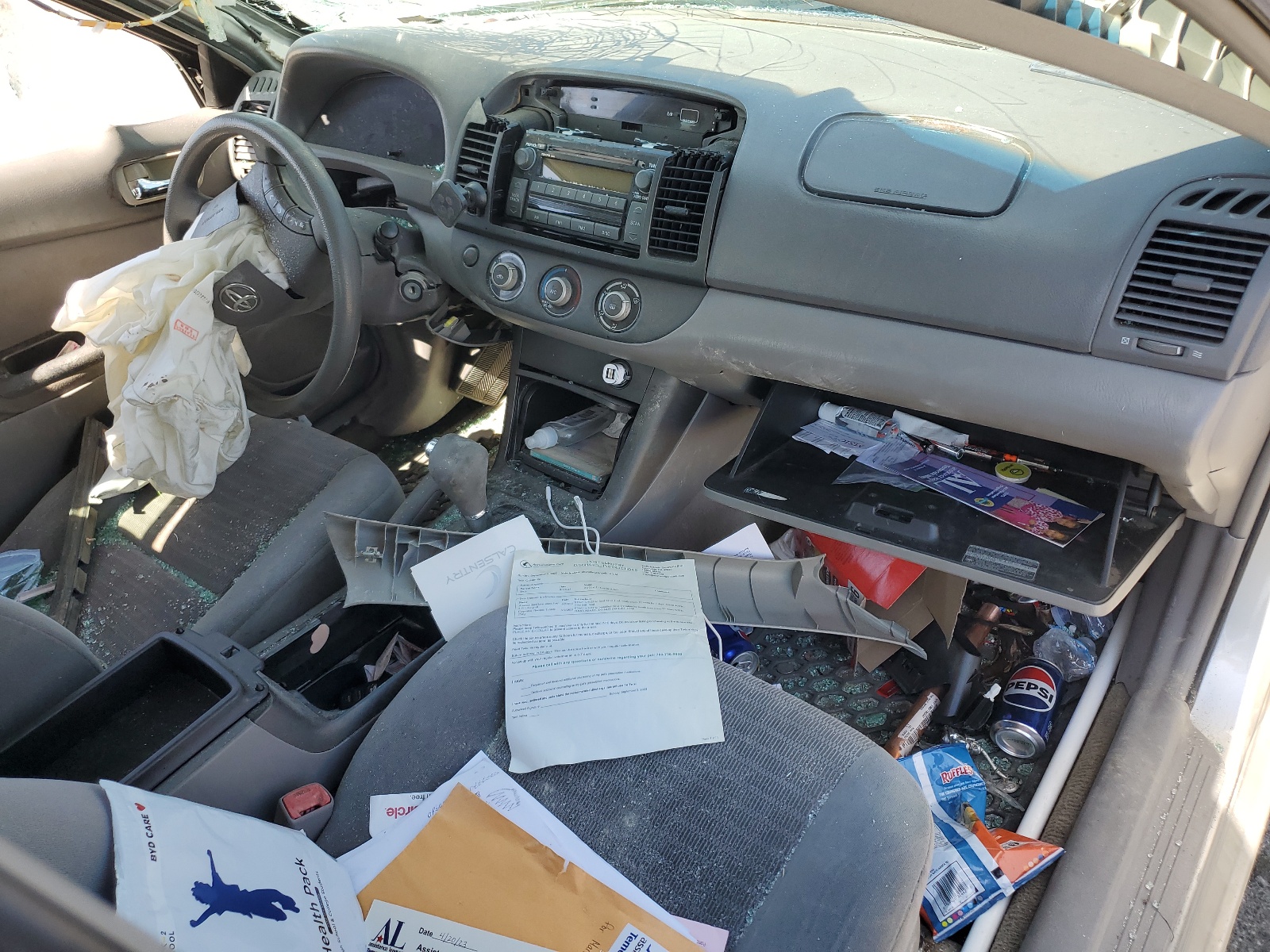 4T1BE32K65U942138 2005 Toyota Camry Le