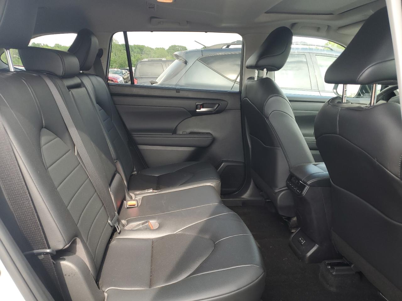 2023 Toyota Highlander Hybrid Xle VIN: 5TDKBRCH4PS601623 Lot: 55835734