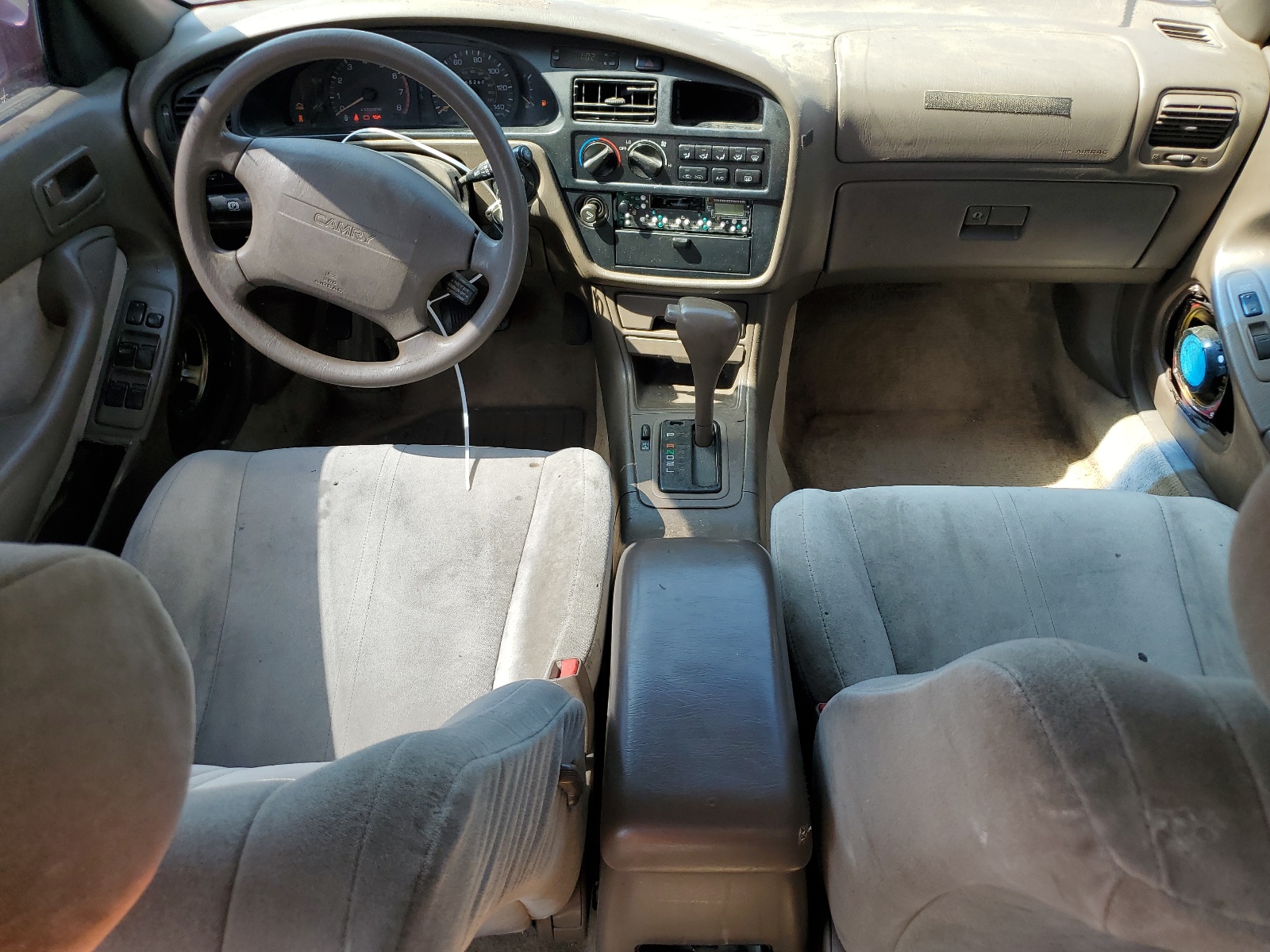 JT2GK13E9R0061682 1994 Toyota Camry Xle