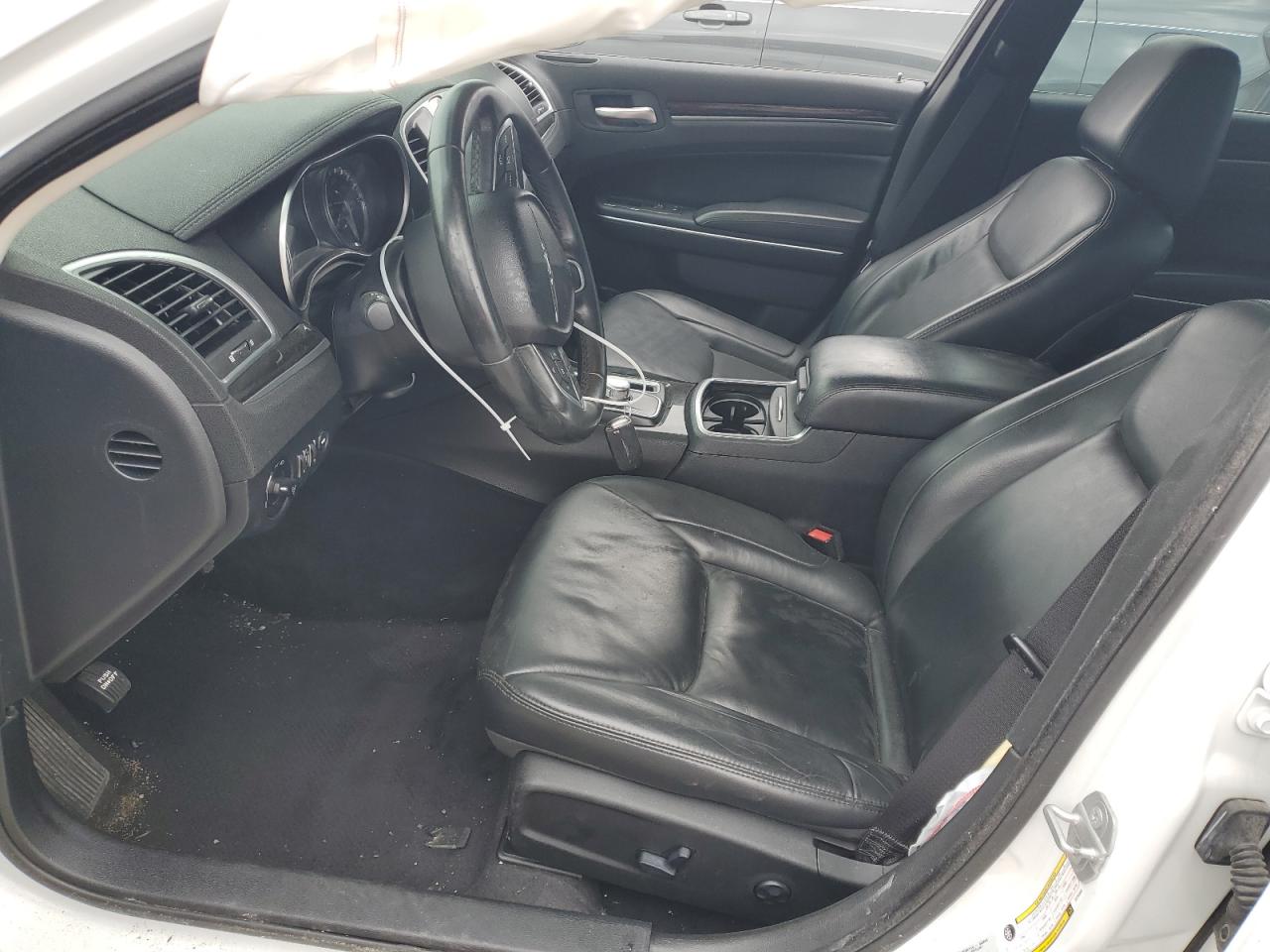 2015 Chrysler 300 Limited VIN: 2C3CCAAG5FH755840 Lot: 53696574