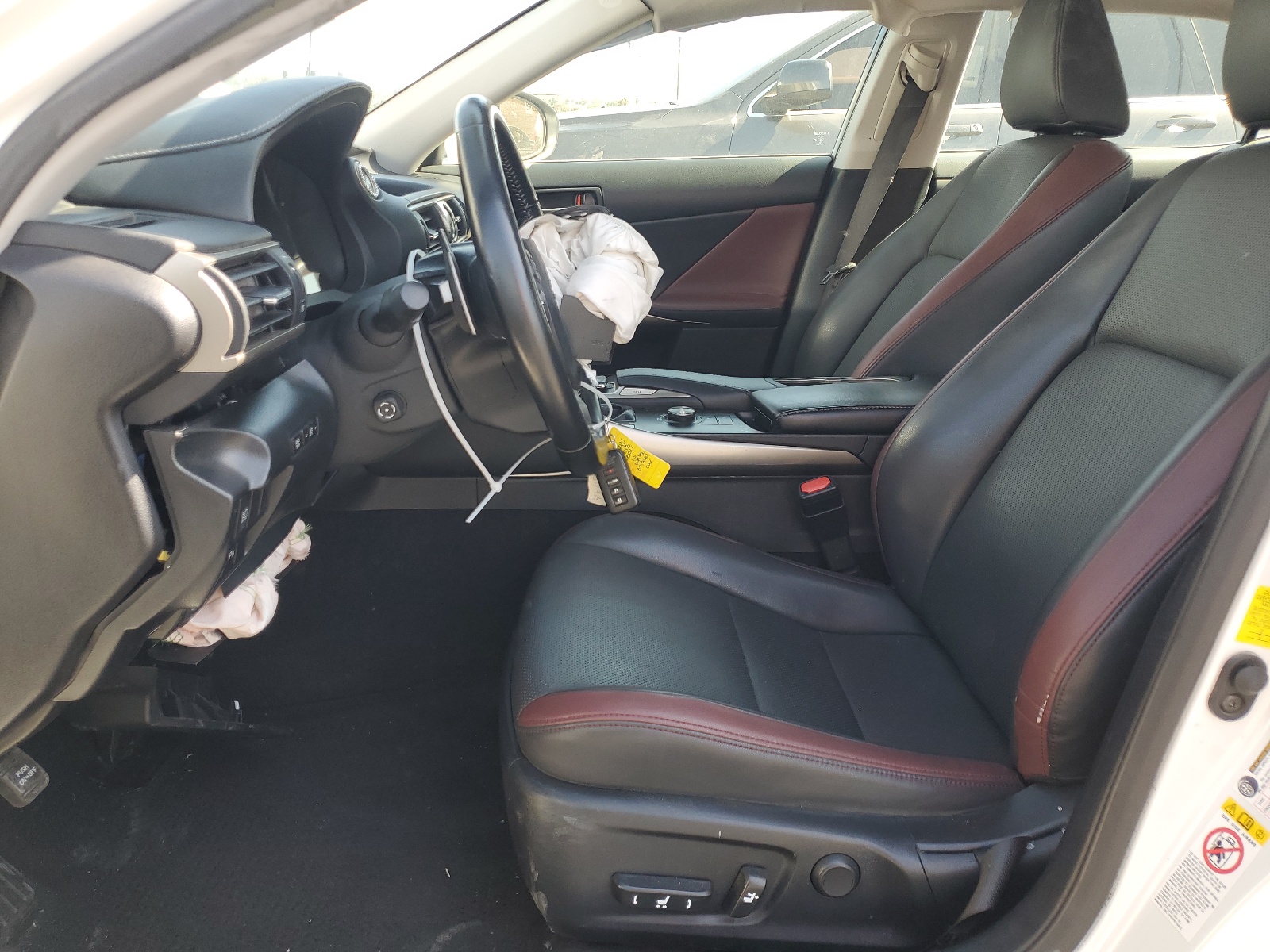 JTHBA1D2XJ5071944 2018 Lexus Is 300