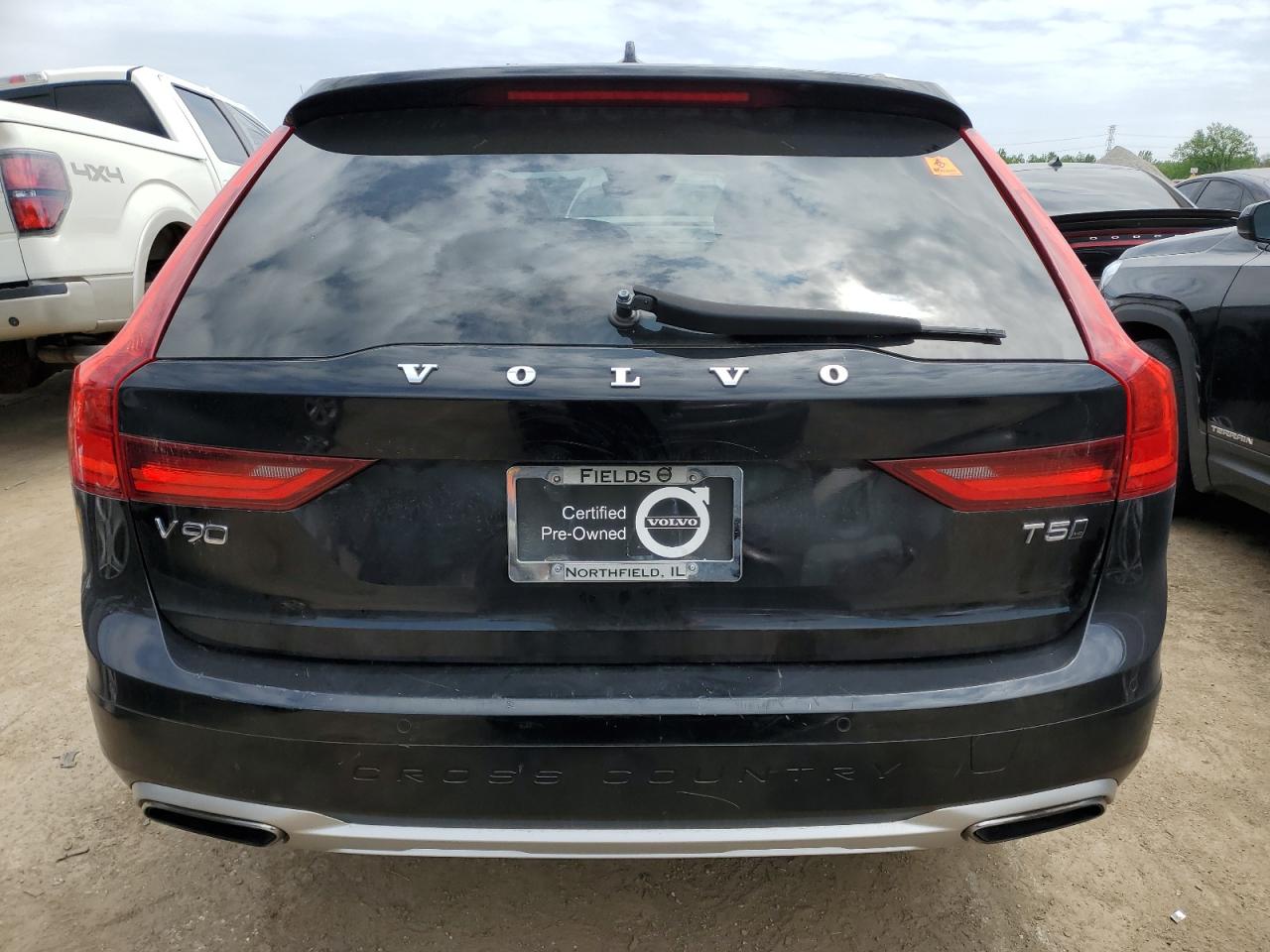 2018 Volvo V90 Cross Country T5 Momentum VIN: YV4102NK6J1018022 Lot: 54744894