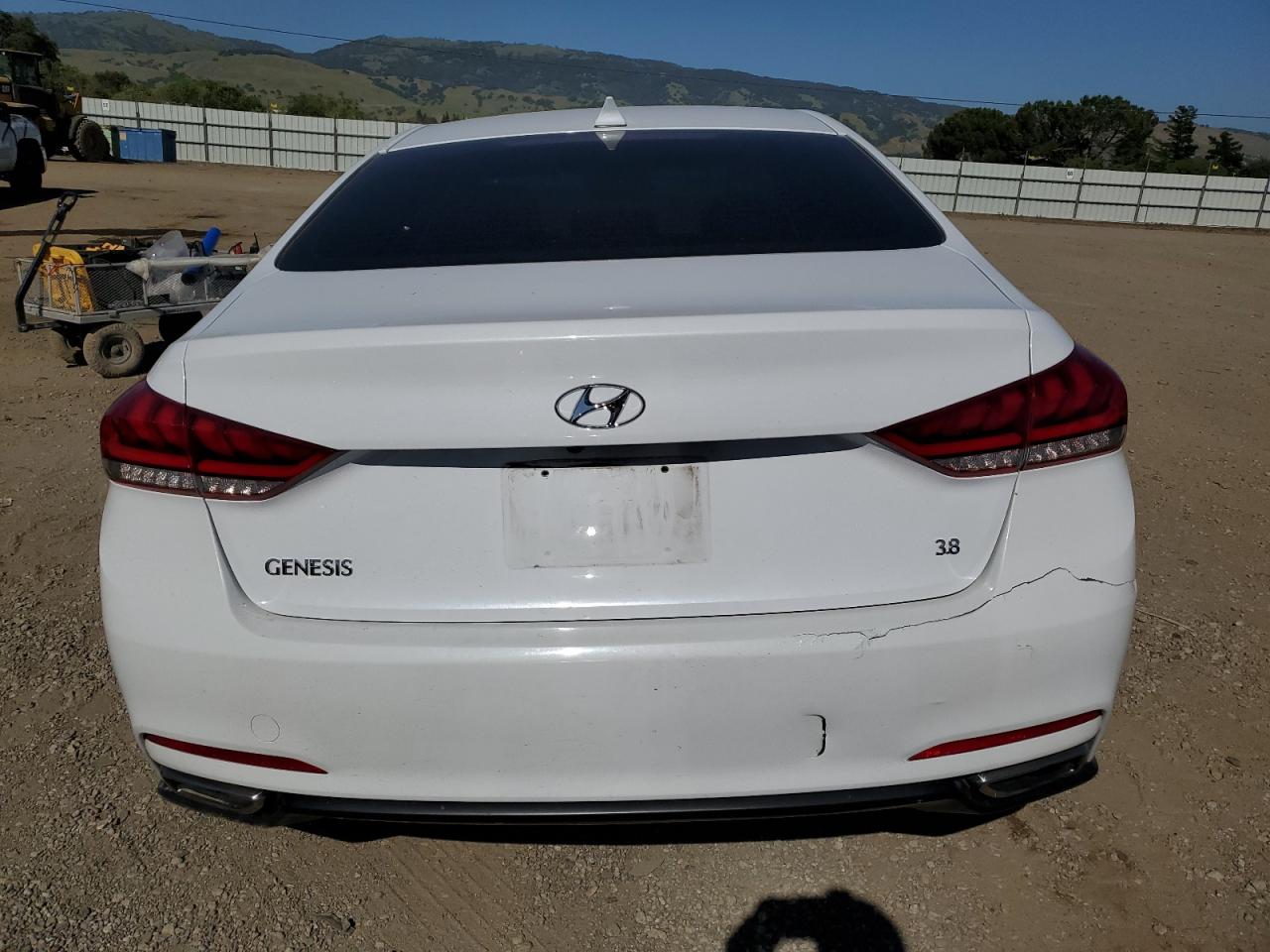 2016 Hyundai Genesis 3.8L VIN: KMHGN4JE2GU125498 Lot: 54595884