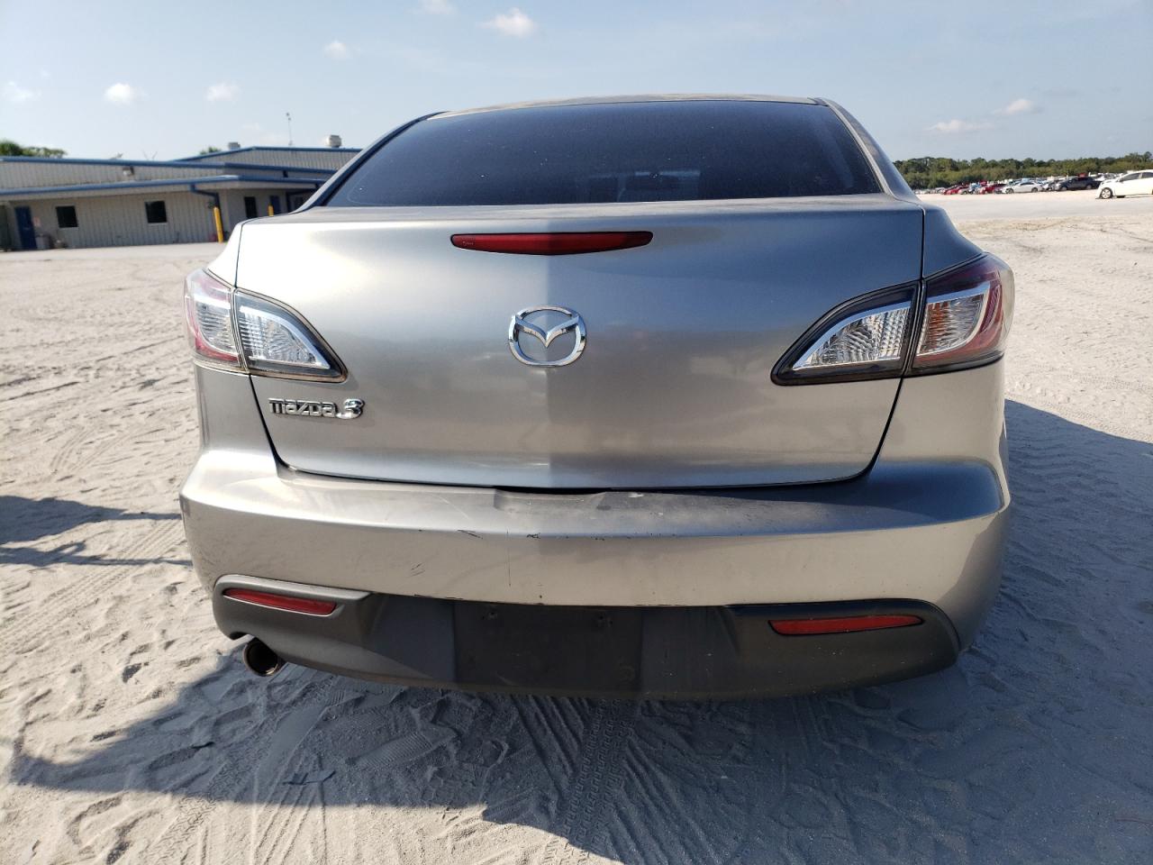 2011 Mazda 3 I VIN: JM1BL1VF9B1471869 Lot: 54160704