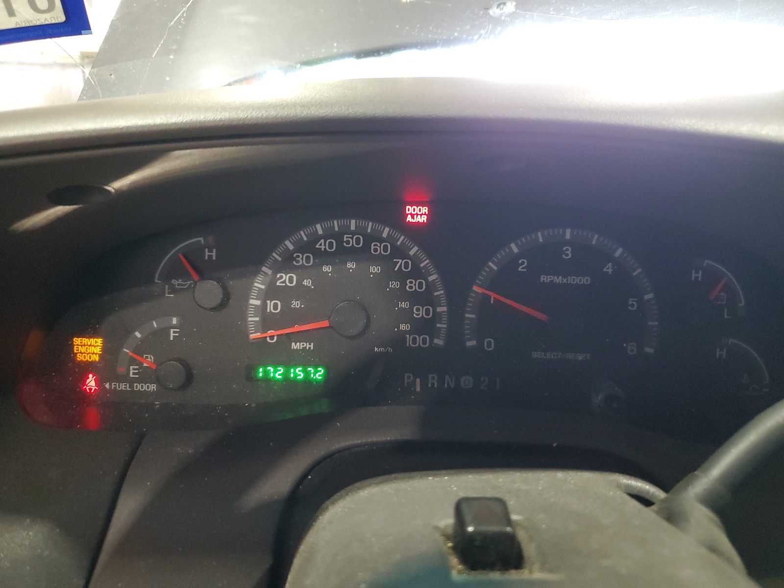 1FMRU15W01LA67871 2001 Ford Expedition Xlt