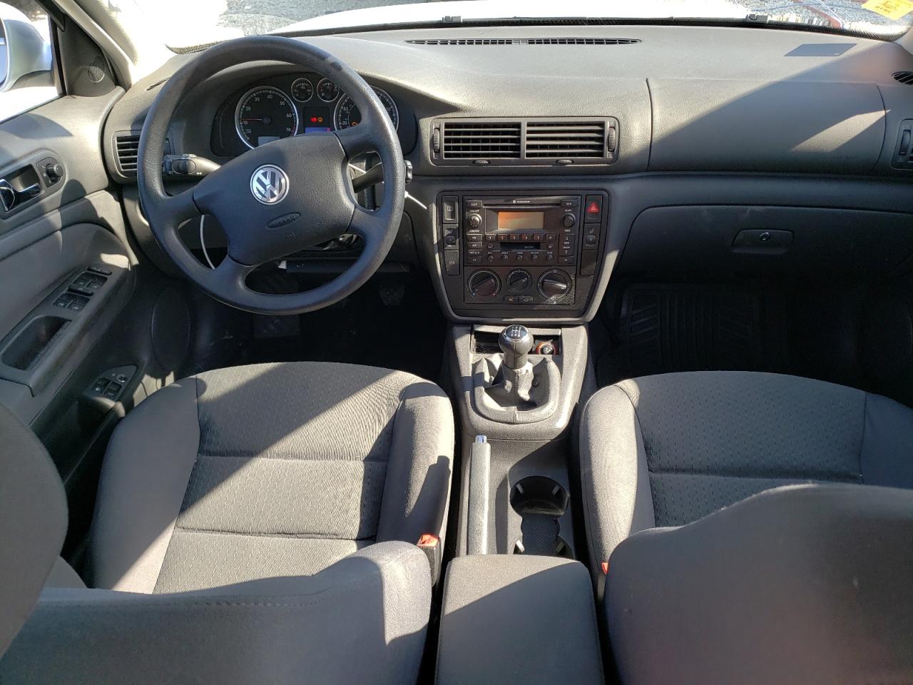 2004 Volkswagen Passat Gl VIN: WVWMD63B24E293642 Lot: 52573084