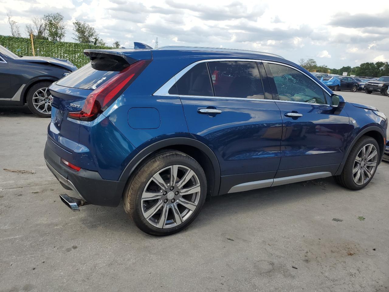 2019 Cadillac XT4 - Image 3