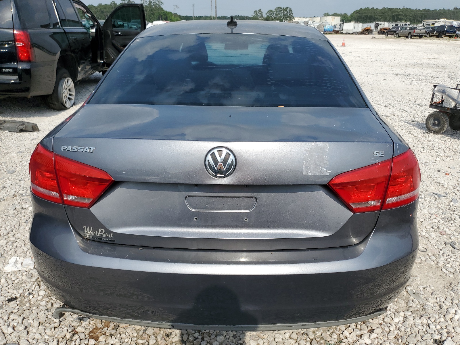 1VWBH7A3XCC051038 2012 Volkswagen Passat Se
