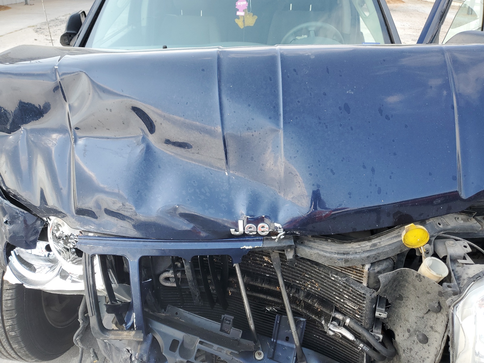 1J4GS48K75C585326 2005 Jeep Grand Cherokee Laredo