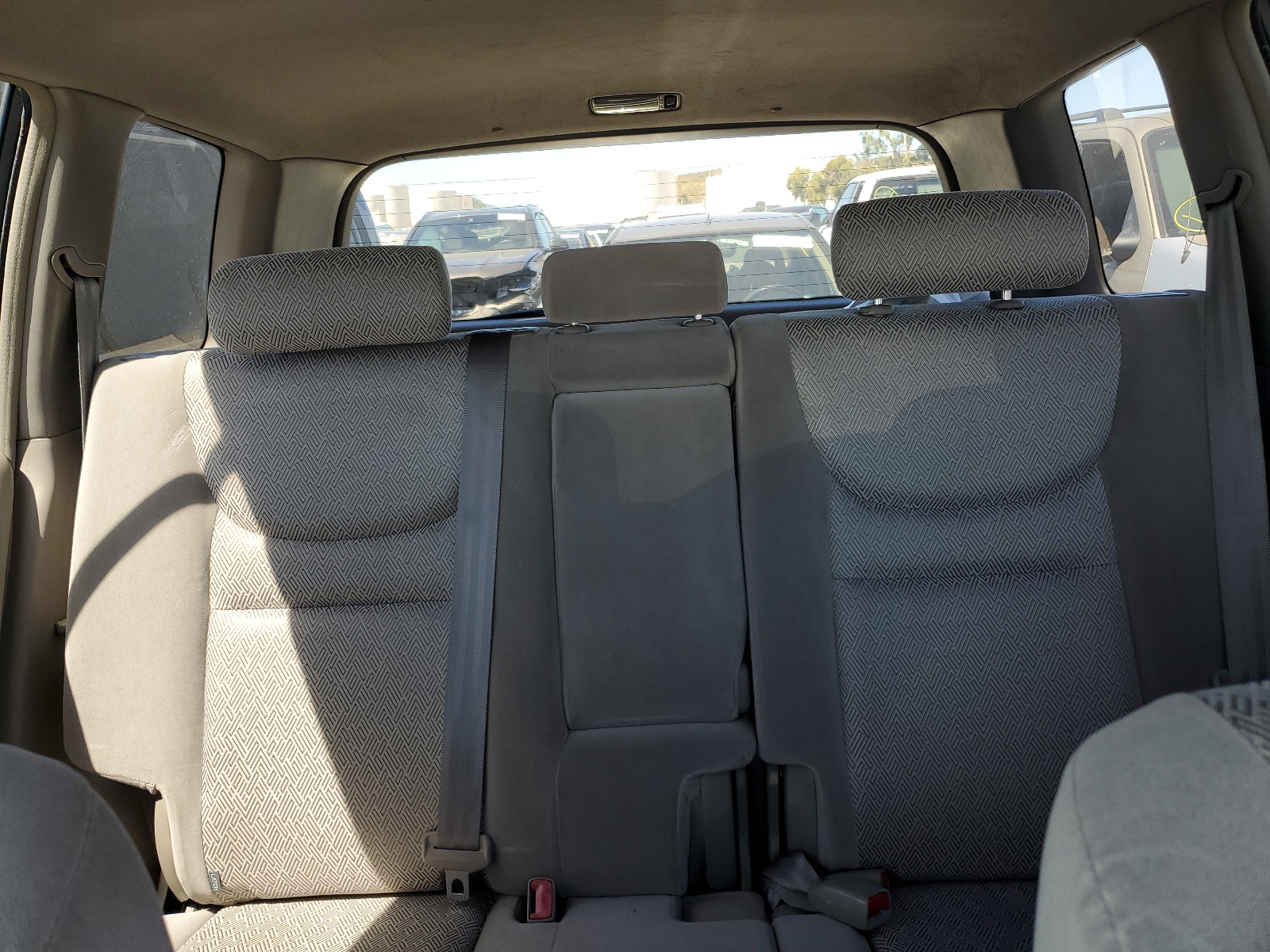 JTEGF21A720047105 2002 Toyota Highlander Limited