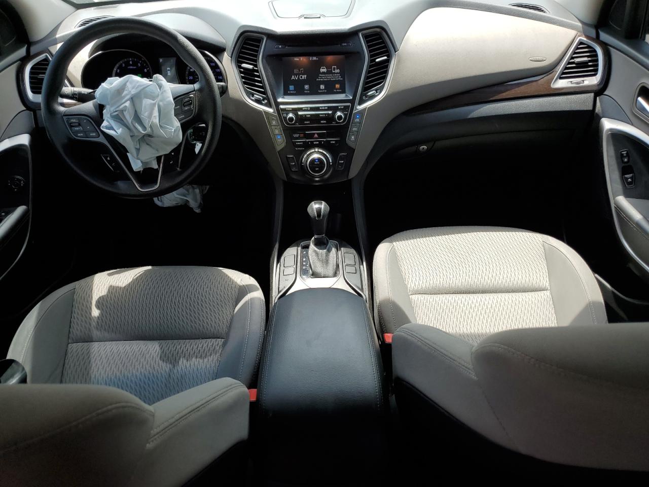 2019 Hyundai Santa Fe Xl Se VIN: KM8SM4HF4KU304419 Lot: 52949924