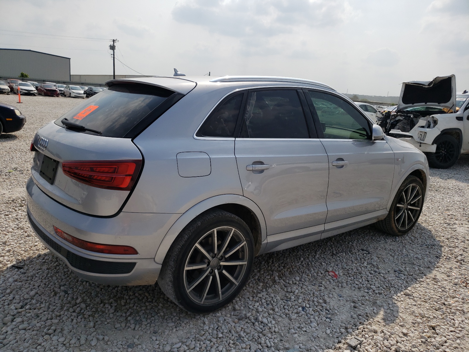 WA1HCCFS4JR031411 2018 Audi Q3