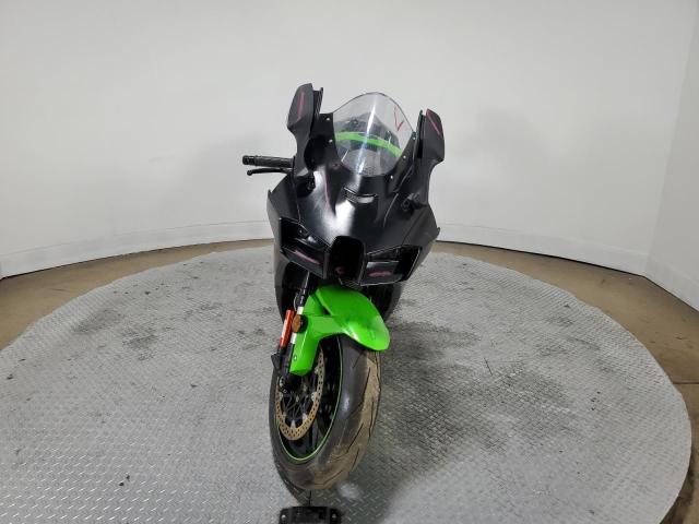  KAWASAKI ZX1002 T 2024 Зелений