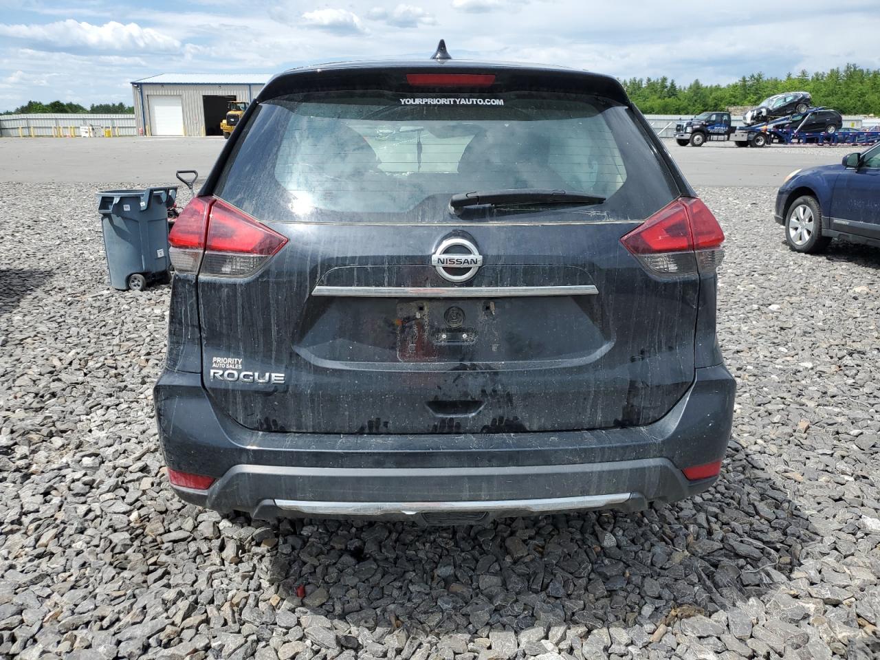 2017 Nissan Rogue S VIN: 5N1AT2MT0HC863494 Lot: 56594294