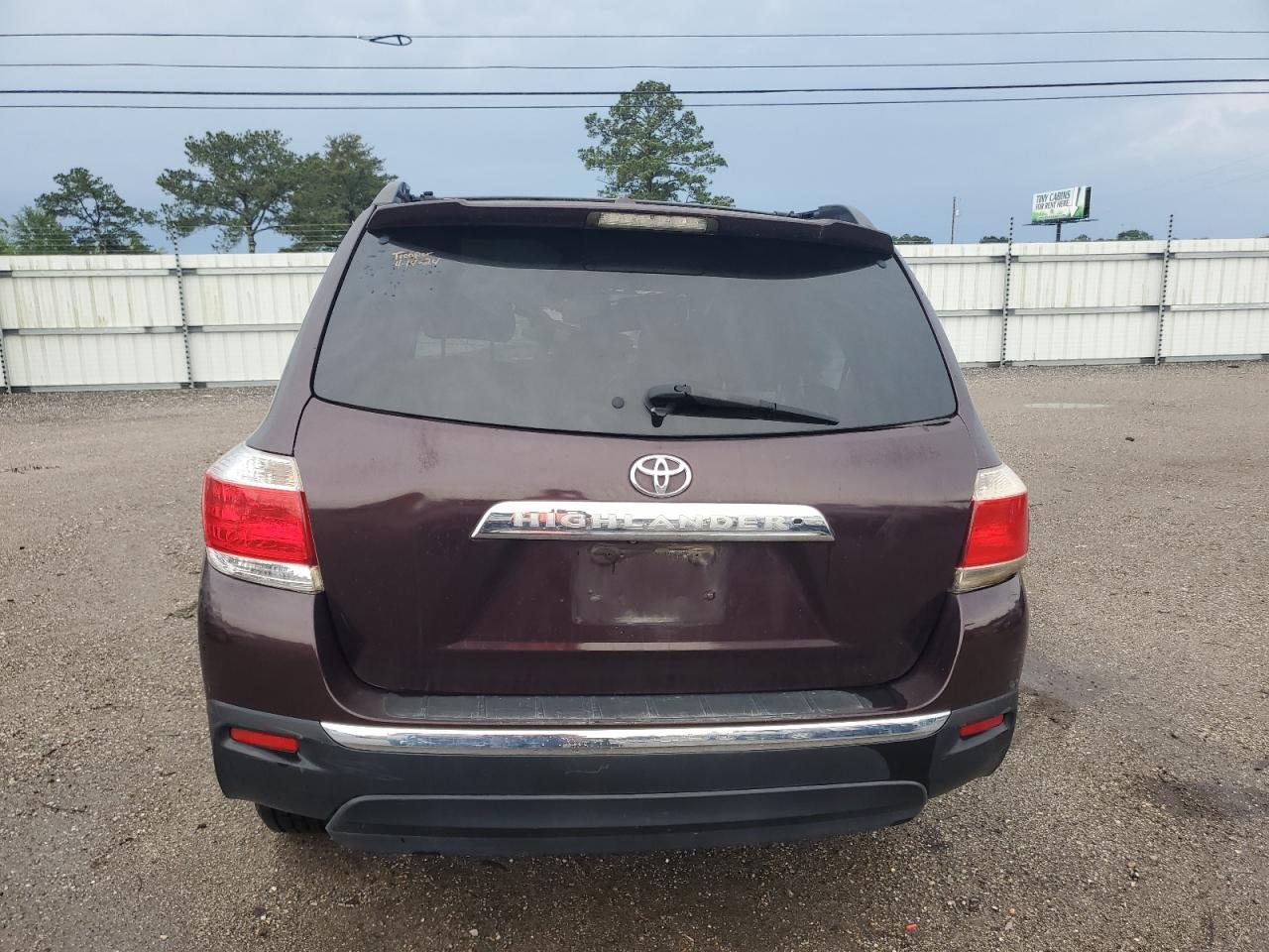 2011 Toyota Highlander Base VIN: 5TDZA3EHXBS008238 Lot: 54258084