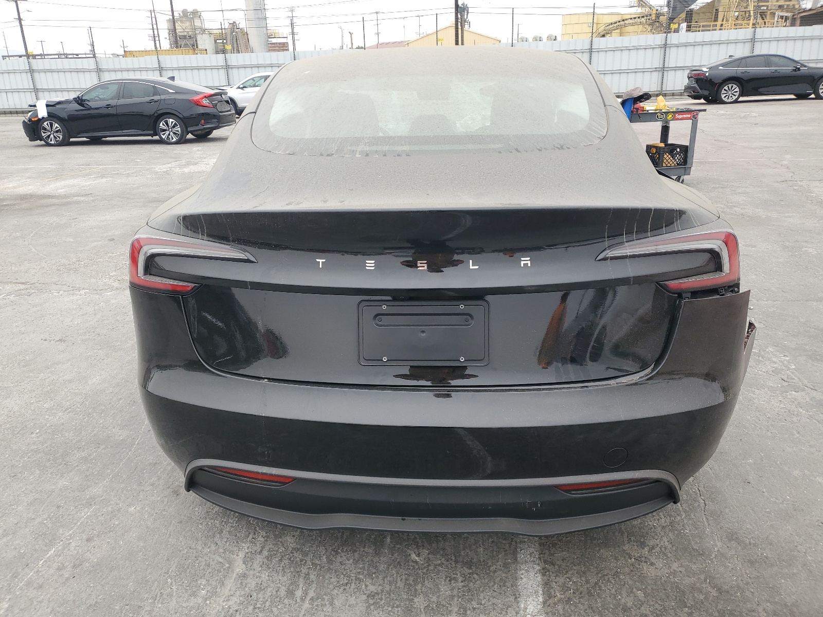 5YJ3E1EA7RF737832 2024 Tesla Model 3