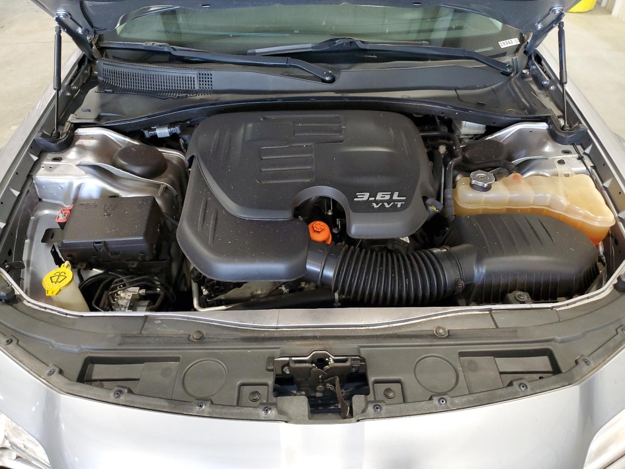 2017 Chrysler 300 Limited VIN: 2C3CCAAG3HH662138 Lot: 57218724