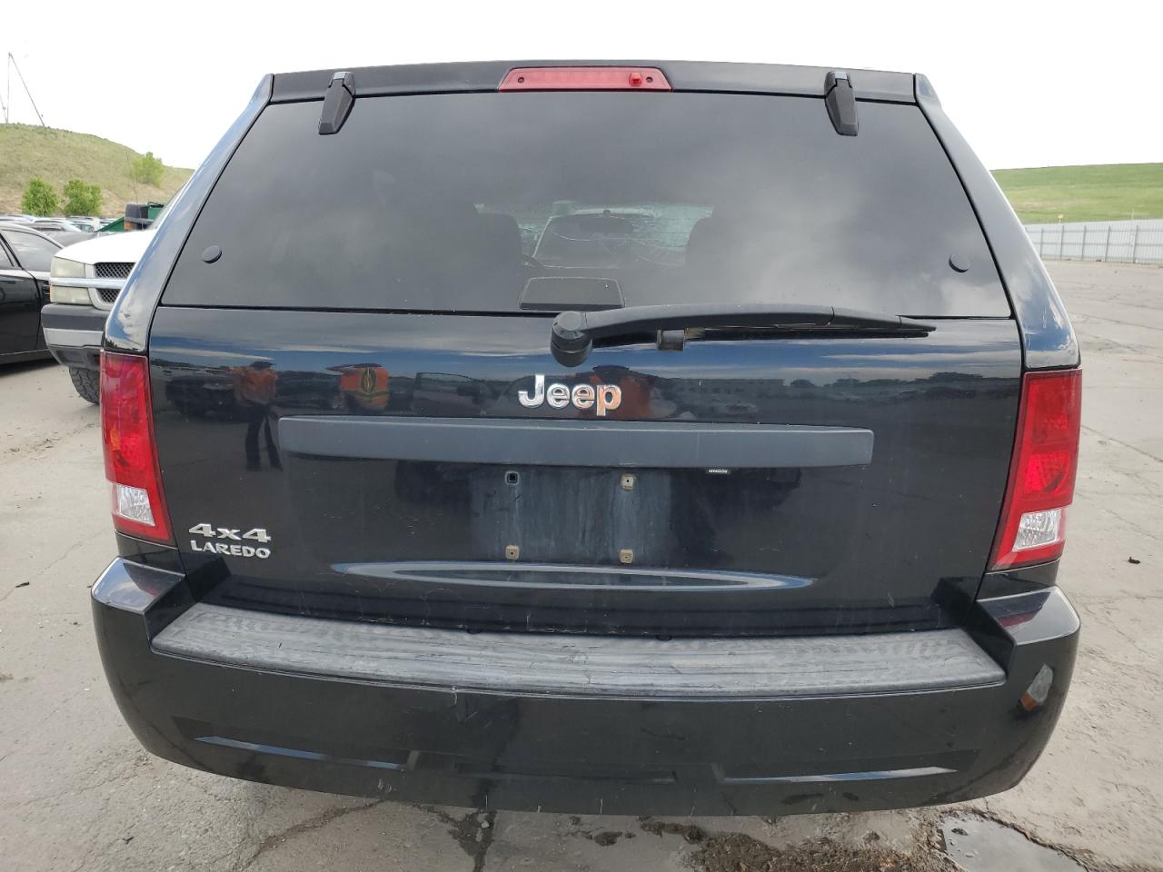 2007 Jeep Grand Cherokee Laredo VIN: 1J8GR48K67C667996 Lot: 55953064