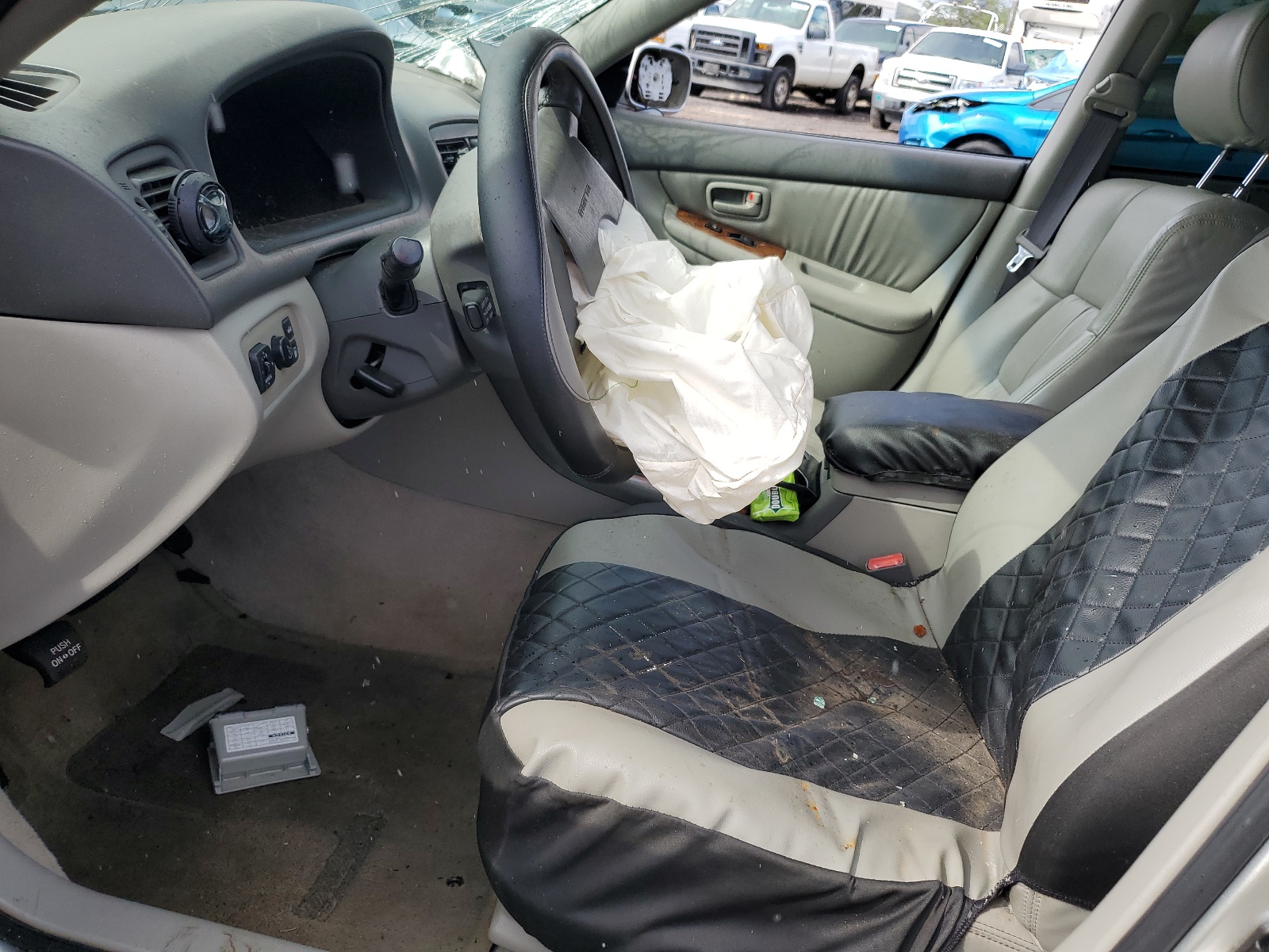 JT8BF28G0Y0261465 2000 Lexus Es 300