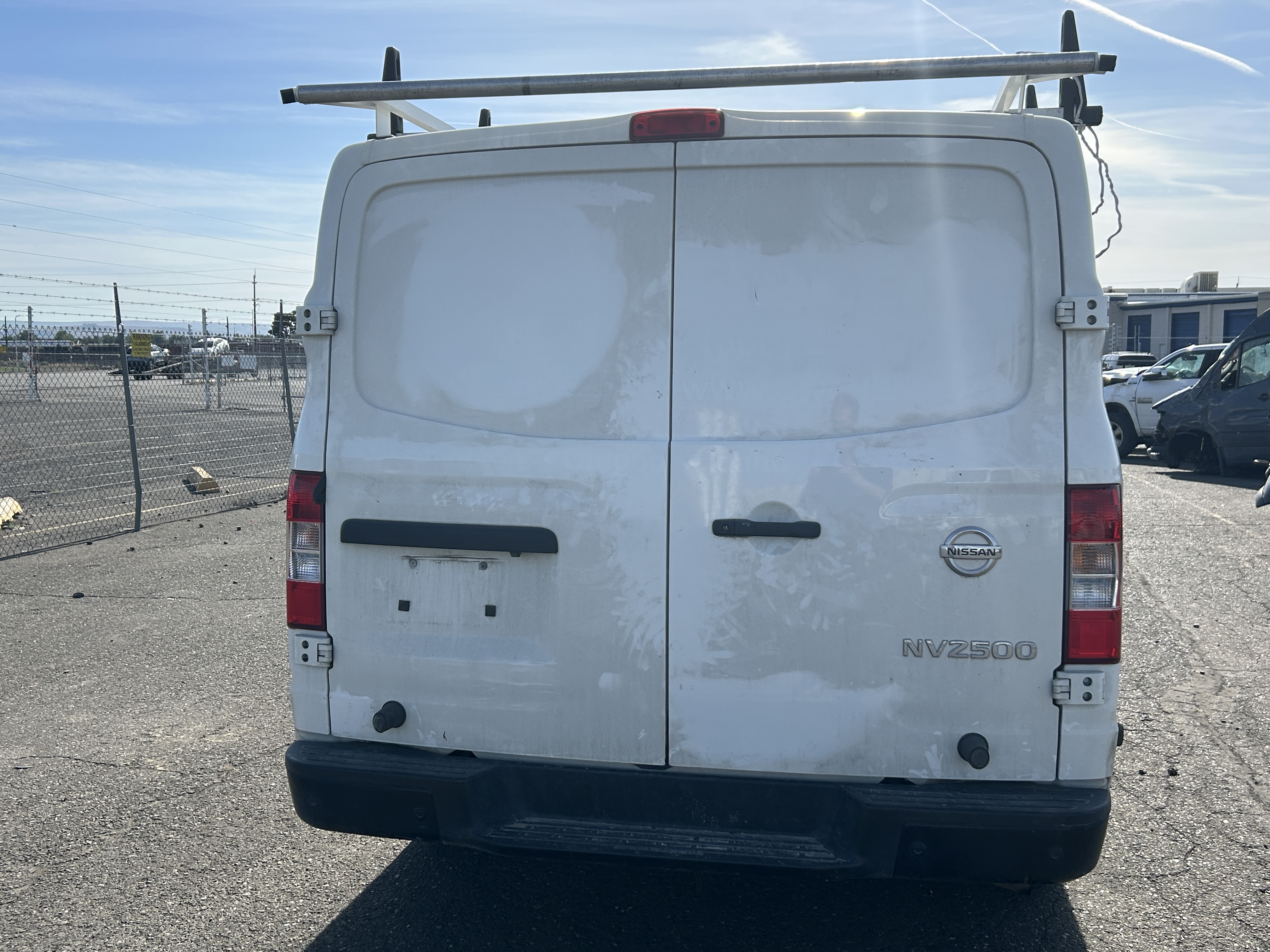 1N6BF0KY7KN810366 2019 Nissan Nv 2500 S