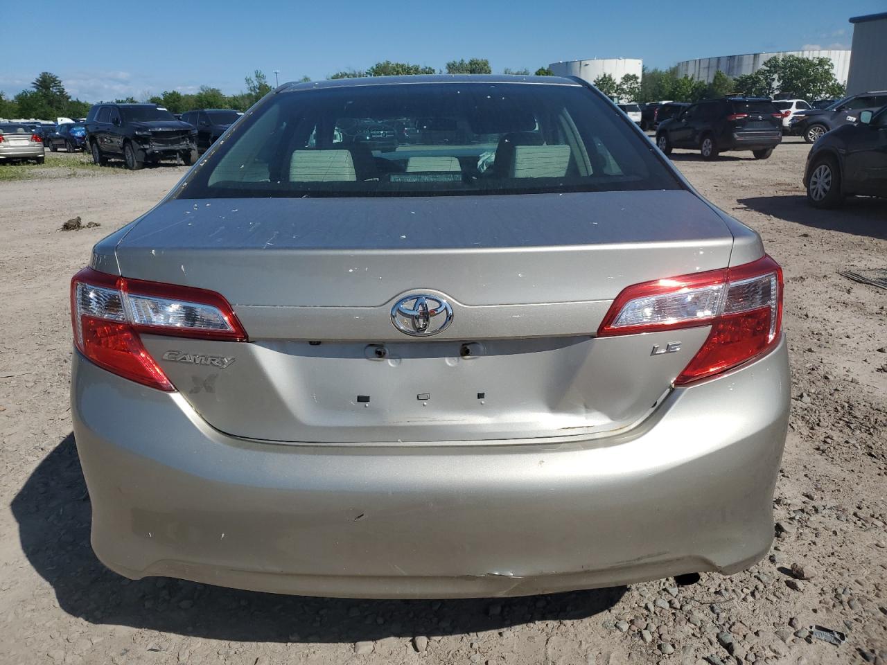 2014 Toyota Camry L VIN: 4T4BF1FK8ER387646 Lot: 70299164