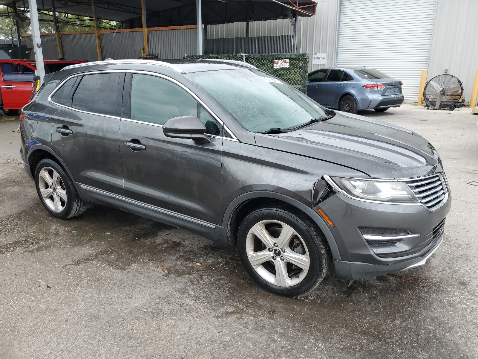 5LMCJ1C91JUL00966 2018 Lincoln Mkc Premiere