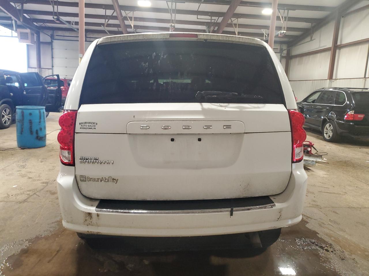 2014 Dodge Caravan - Image 6