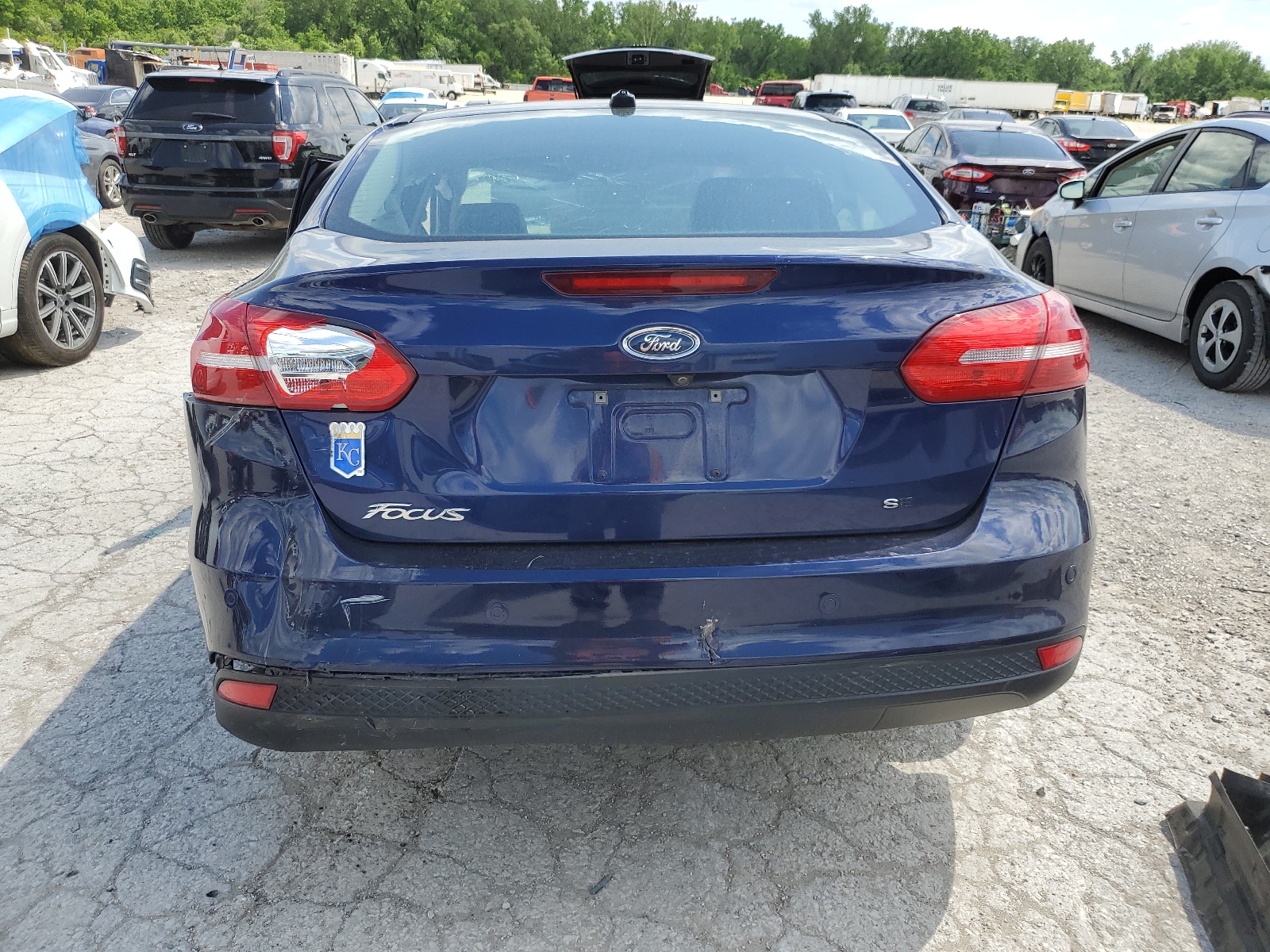 2016 Ford Focus Se vin: 1FADP3F26GL307601