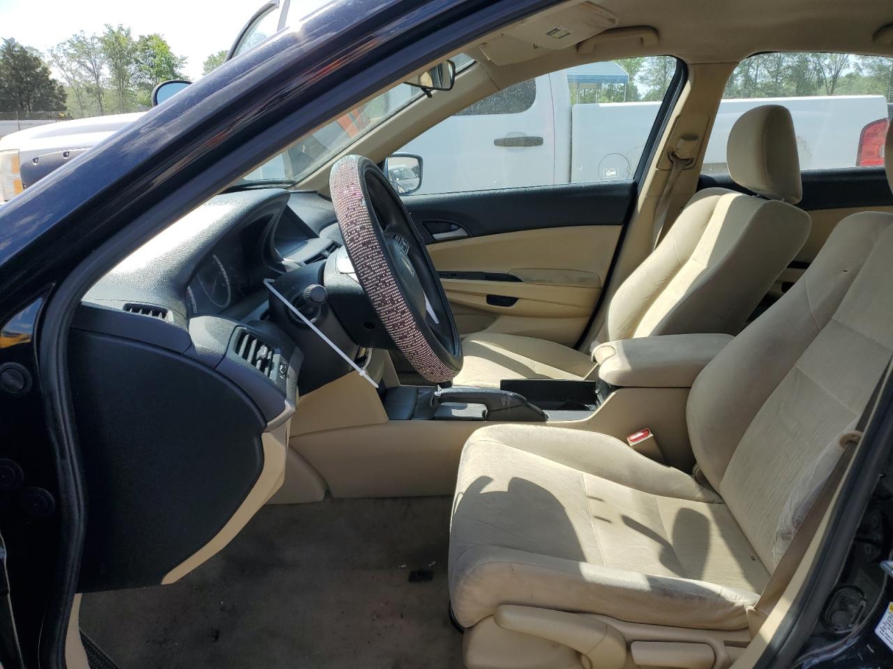 1HGCP2F3XBA013665 2011 Honda Accord Lx