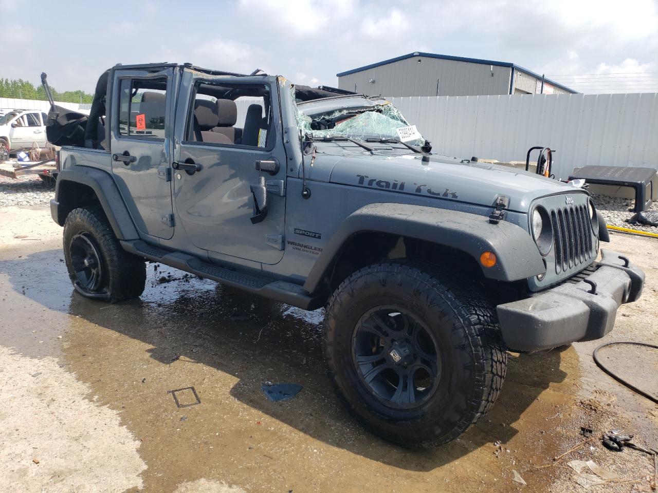 VIN 1C4BJWDG4EL261167 2014 JEEP WRANGLER no.4