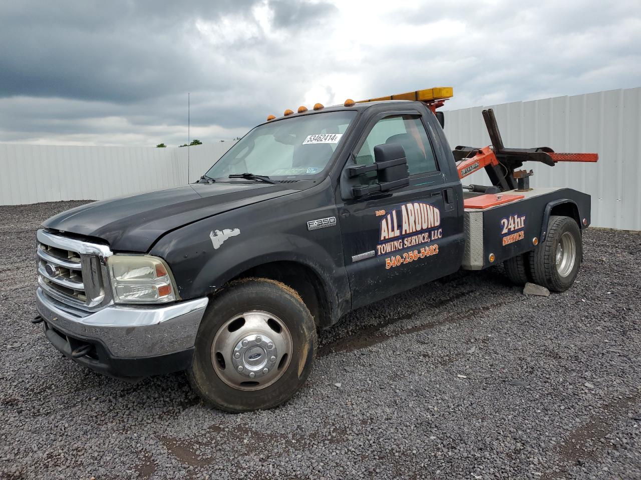 2005 Ford F350 Super Duty for Sale in Fredericksburg, VA - Front End