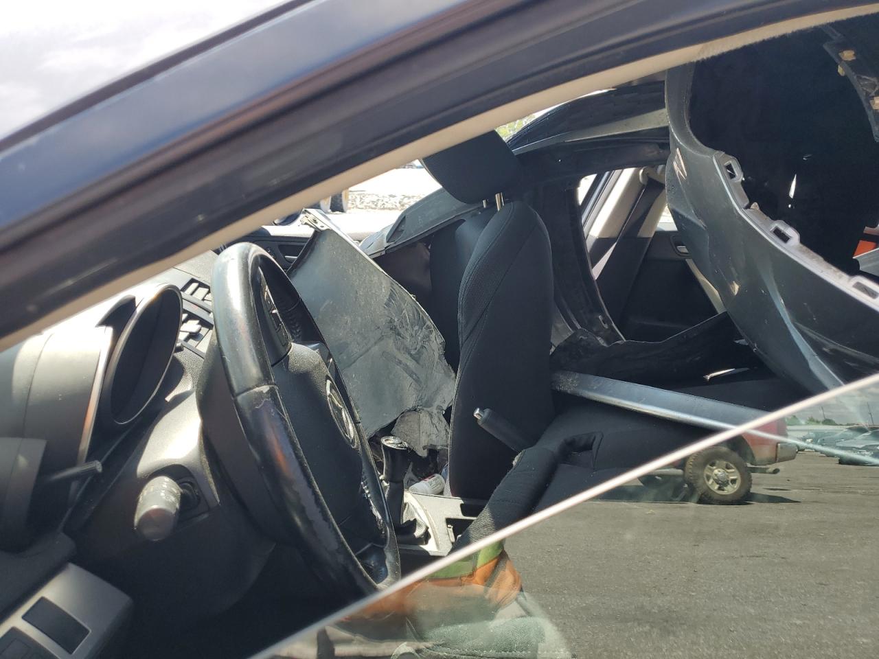 2010 Mazda 3 S VIN: JM1BL1S56A1166551 Lot: 56871194