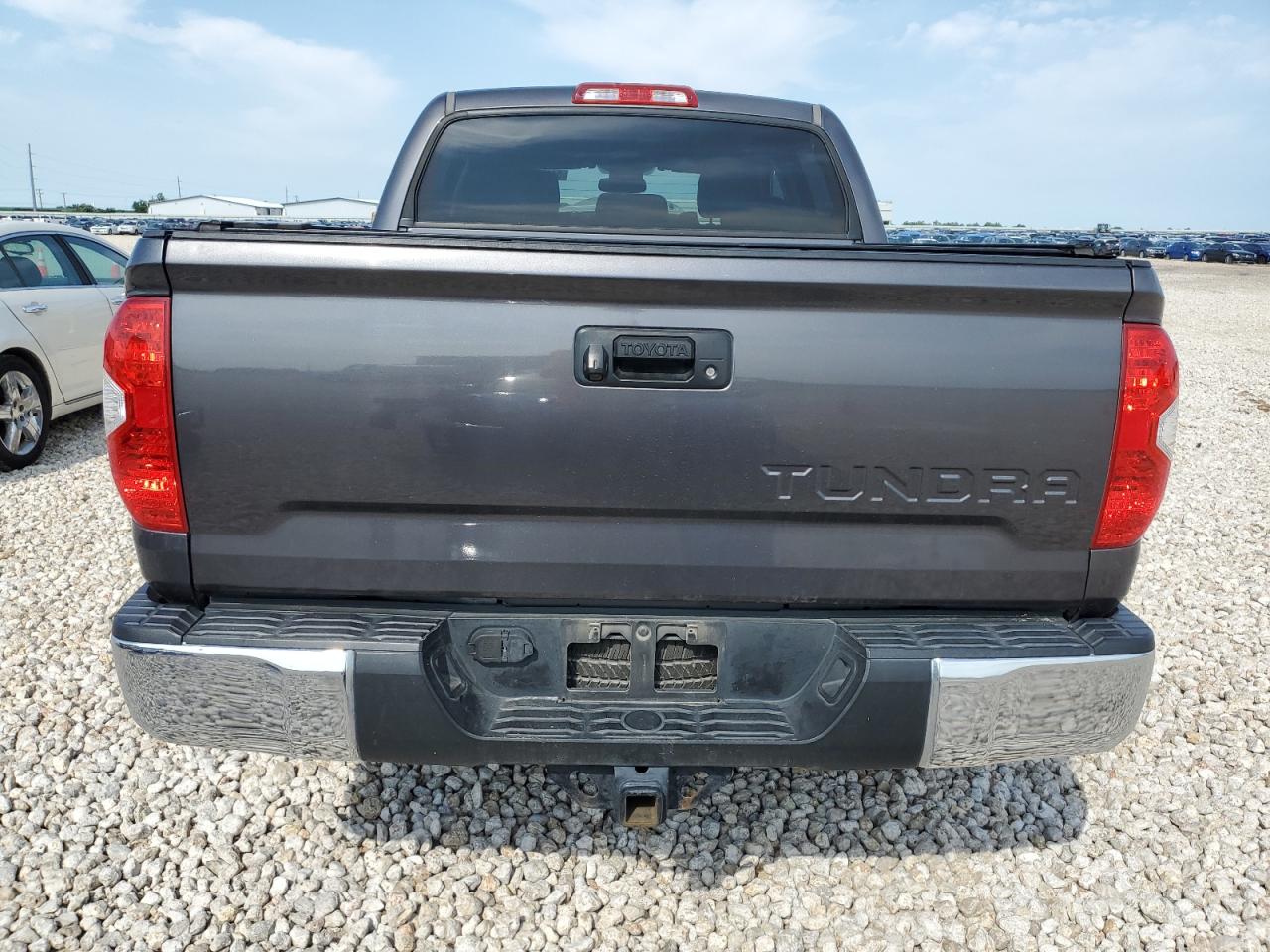 5TFEM5F14GX100496 2016 Toyota Tundra Crewmax Sr5