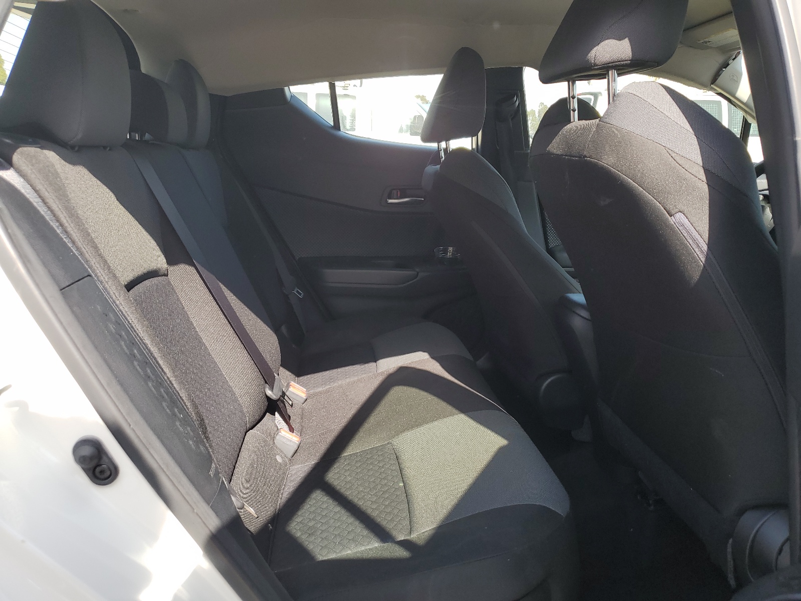 JTNKHMBX8M1095910 2021 Toyota C-Hr Xle