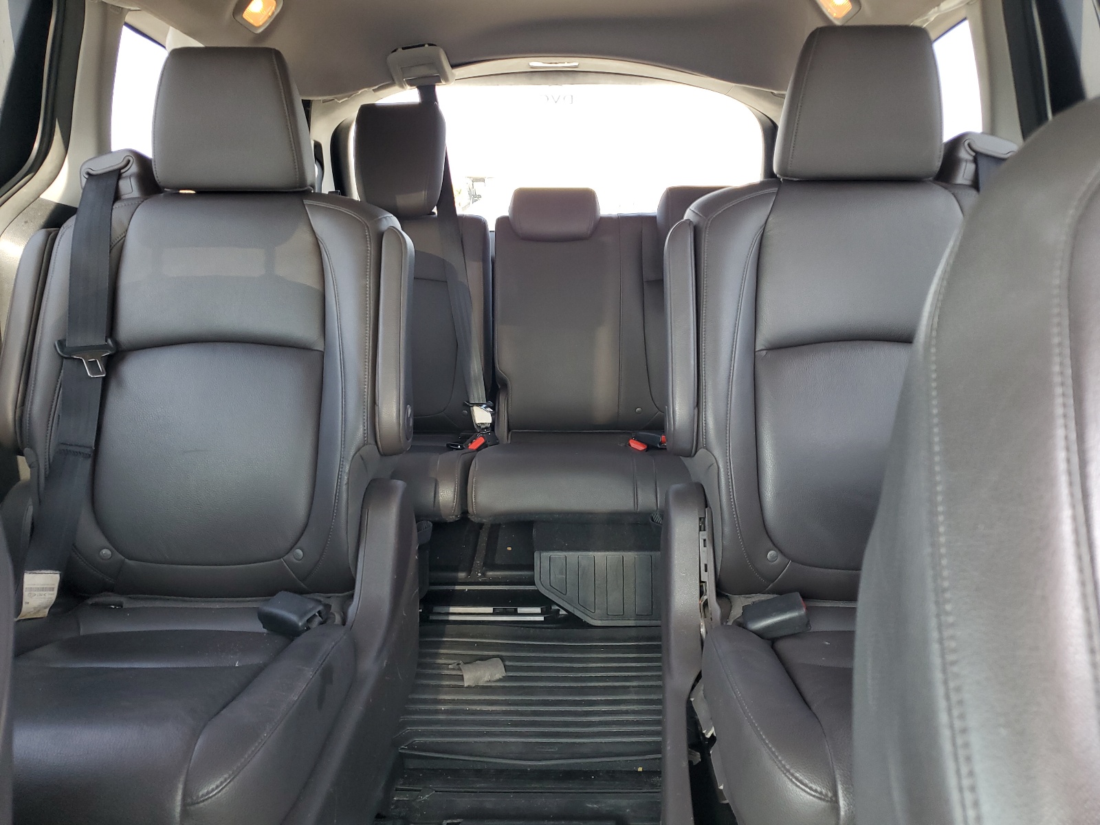 2018 Honda Odyssey Exl vin: 5FNRL6H76JB002728