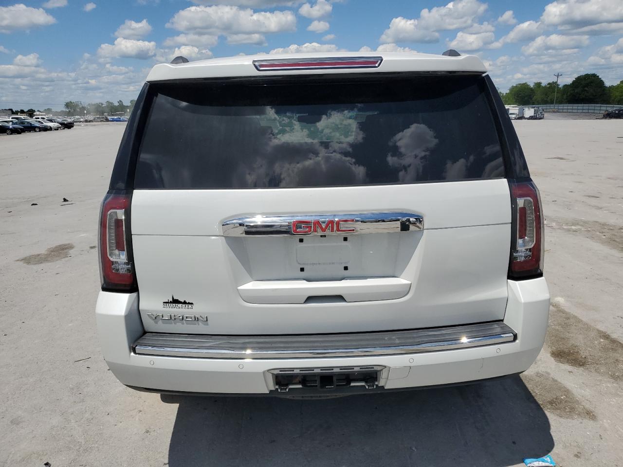 1GKS2CKJ7HR167963 2017 GMC Yukon Denali