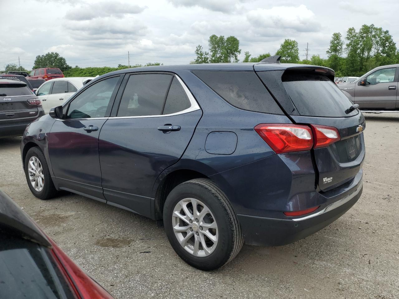 3GNAXJEV8JL354712 2018 CHEVROLET EQUINOX - Image 2