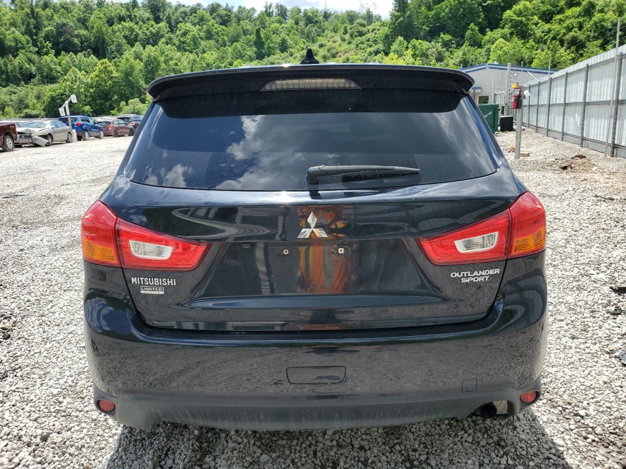 2017 Mitsubishi Outlander Sport Es VIN: JA4AR3AU2HZ033337 Lot: 56020294