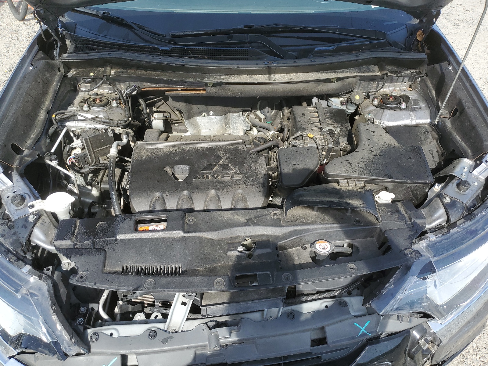 JA4AZ3A34KZ034150 2019 Mitsubishi Outlander Se