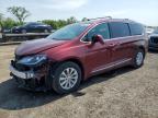2018 Chrysler Pacifica Touring L na sprzedaż w Des Moines, IA - Front End