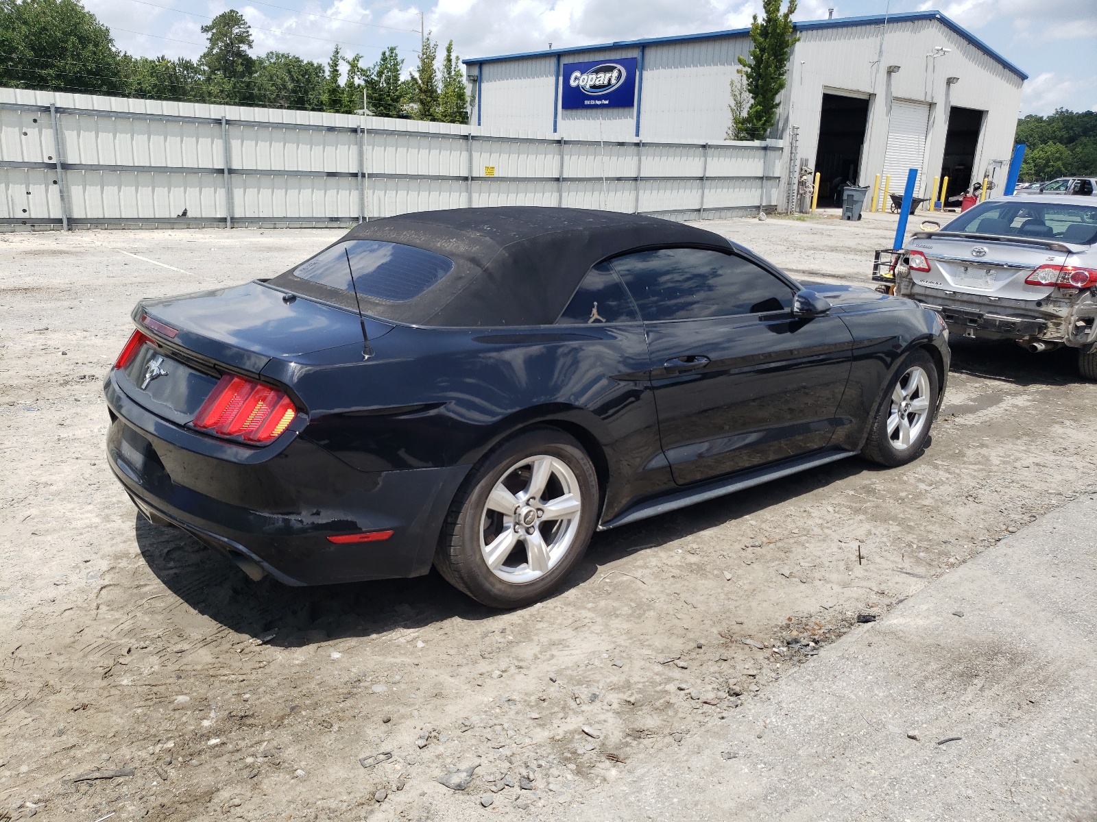 2015 Ford Mustang vin: 1FATP8EMXF5335738