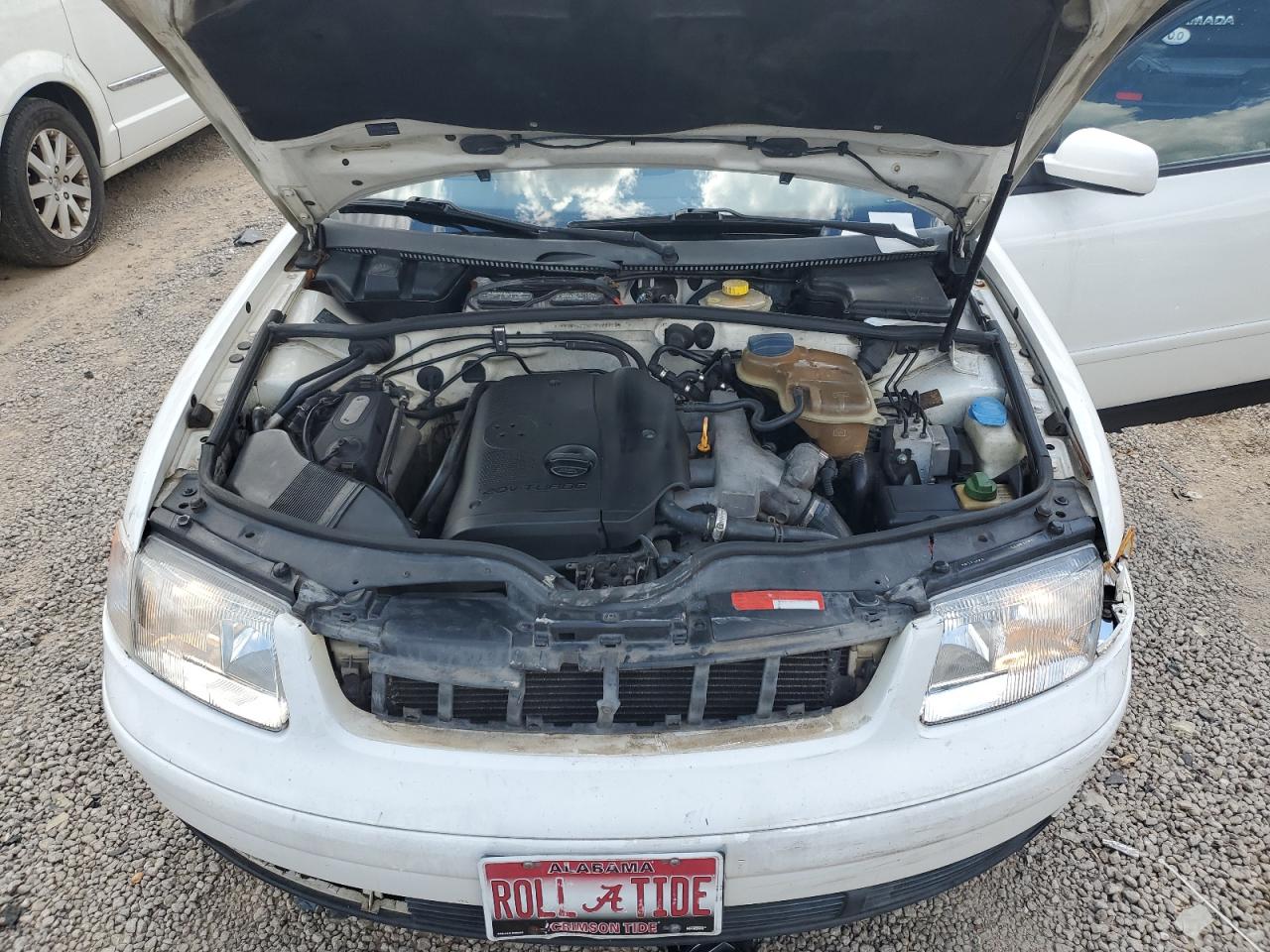 2000 Volkswagen Passat Gls VIN: WVWMA23B7YP179213 Lot: 55424314