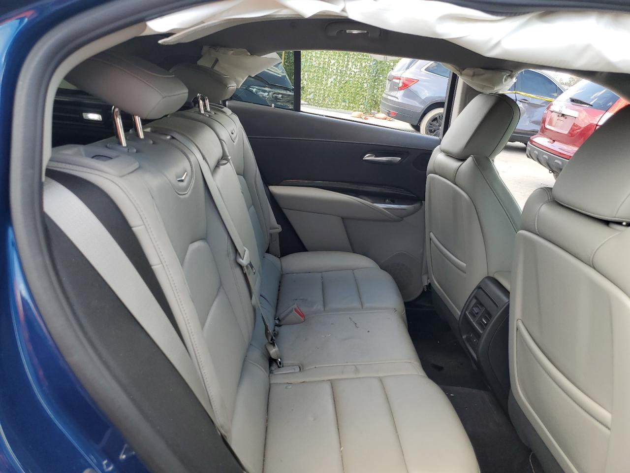 2019 Cadillac XT4 - Image 10