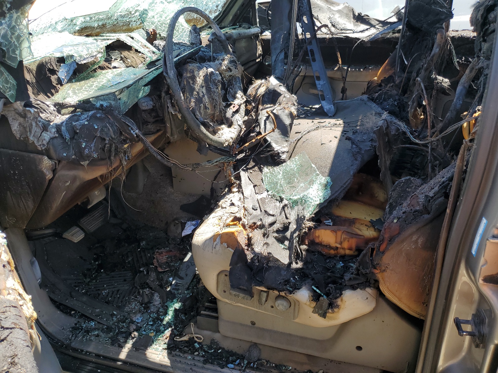 1GNEK13T21J213949 2001 Chevrolet Tahoe K1500