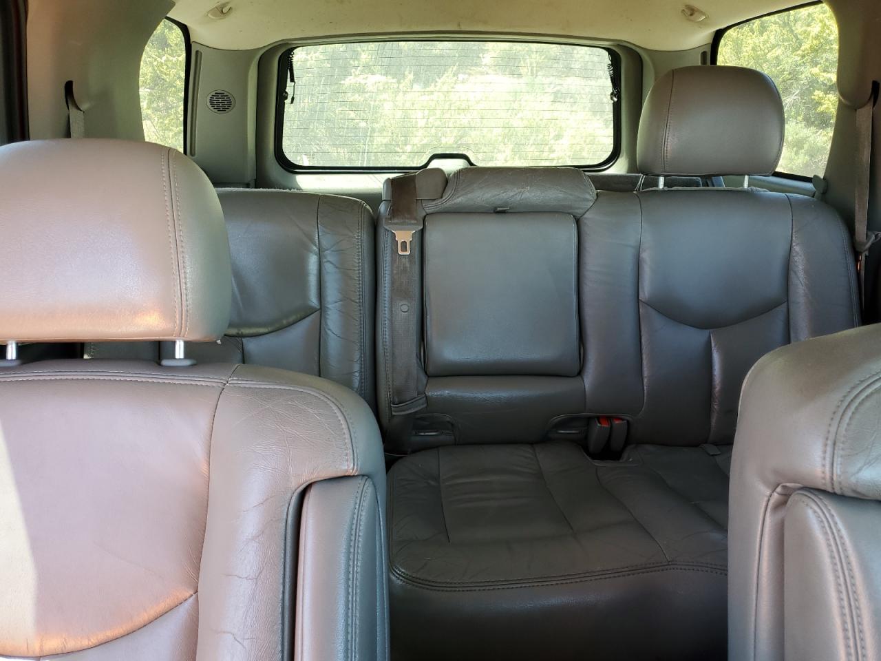 2003 Chevrolet Tahoe C1500 VIN: 1GNEC13TX3J227078 Lot: 54058144