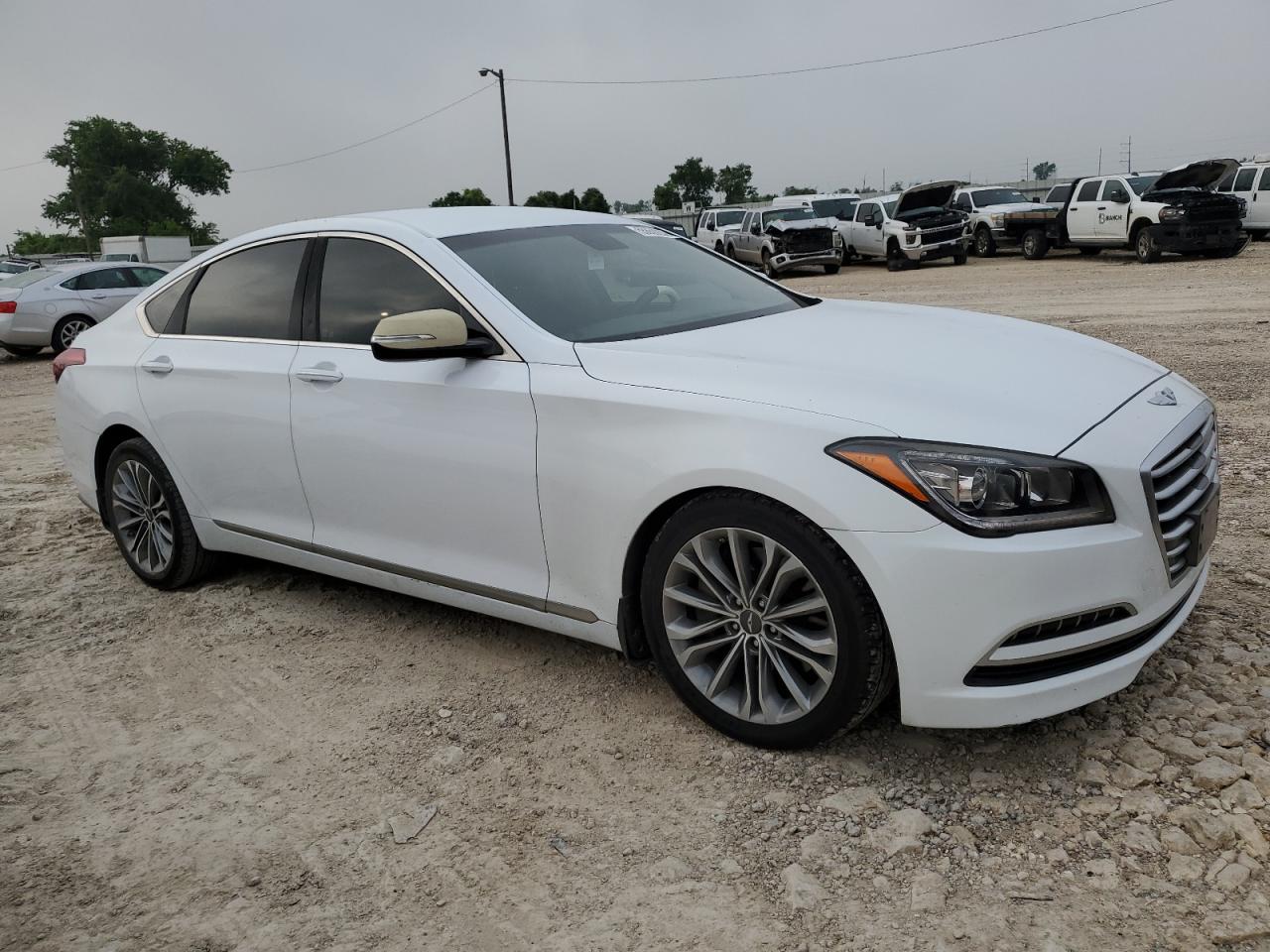 2015 Hyundai Genesis - Image 4