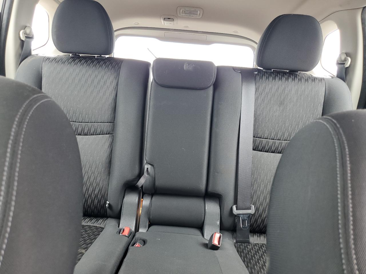 2018 Nissan Rogue S VIN: KNMAT2MT3JP544934 Lot: 55000644